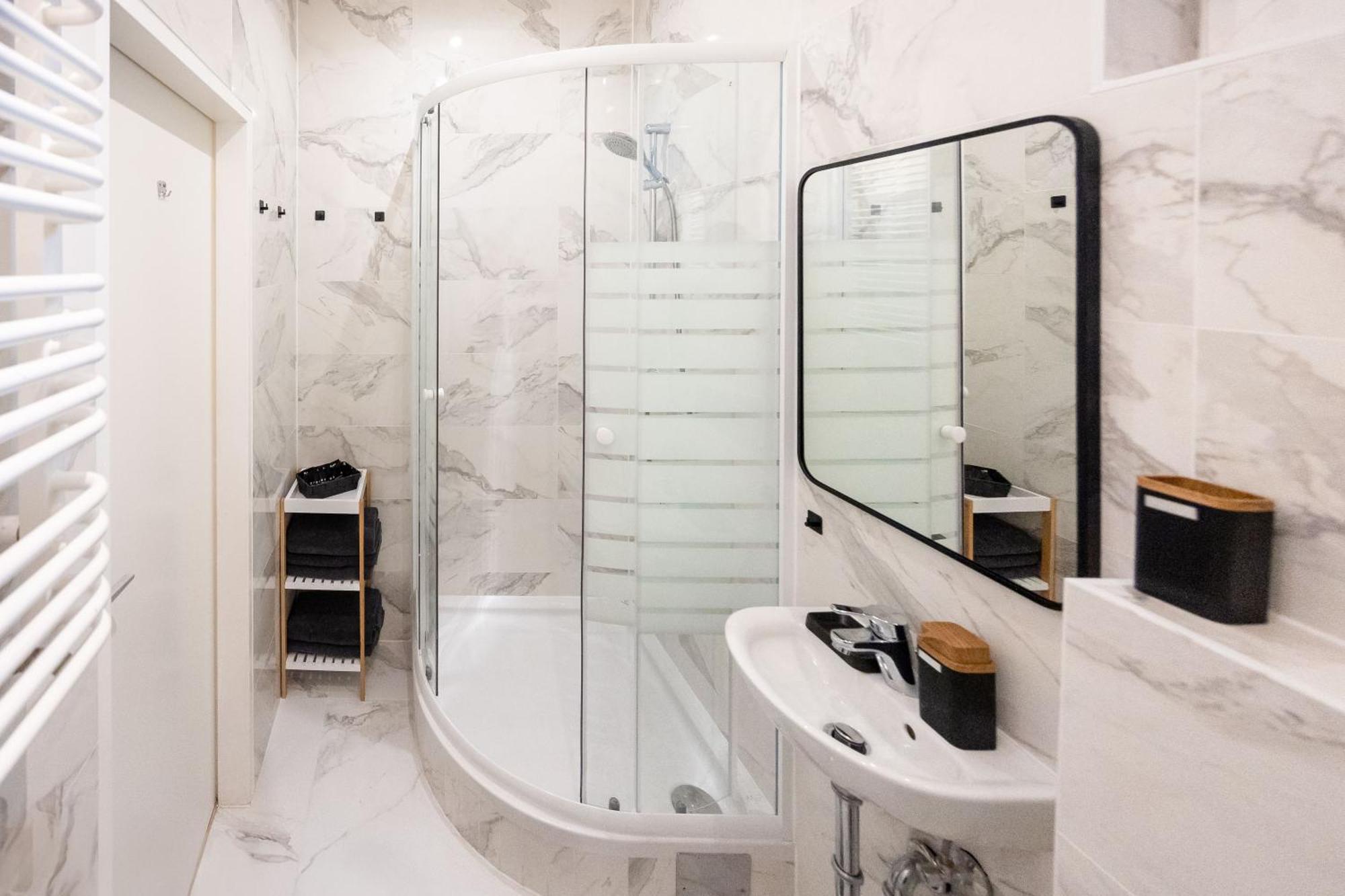 Radiant Premium Apartments - Fuenfhaus Vienna Esterno foto