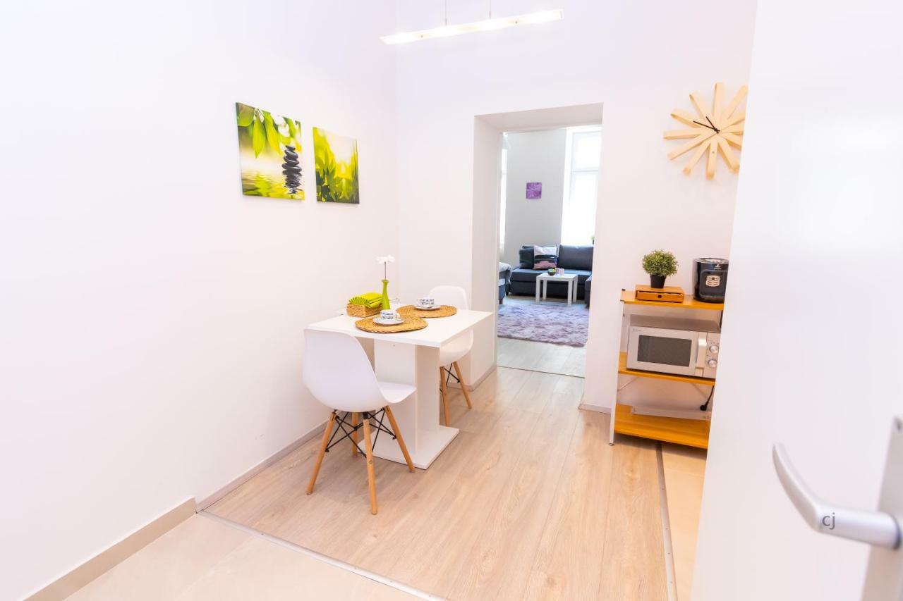 Radiant Premium Apartments - Fuenfhaus Vienna Esterno foto